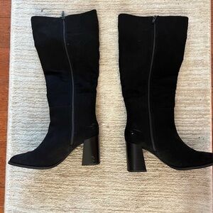 Black boots size 9